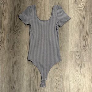 Express Women’s Purple Scoop Neck Bodysuit Size XS